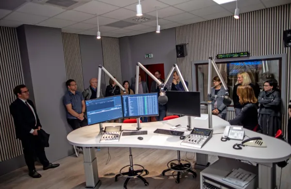 Radio Koper v Novi Gorici odprl prenovljeni radijski studio (FOTO)