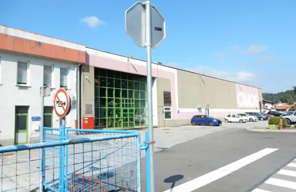 Stavkali bodo tudi v  Cimosovem obratu  v Senožečah. 