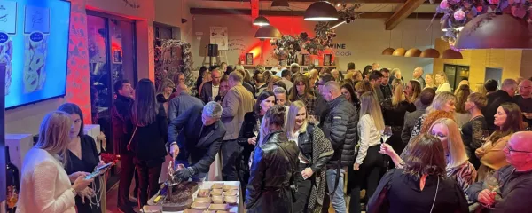 Koprski Kogo v Hiši refoška   danes gosti martinovanje in tudi 
zabavo po njem.