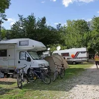 Ekološki kamp Koren v Kobaridu se je uvrstil na tretje mesto 
najboljših manjših domačih kampov. 