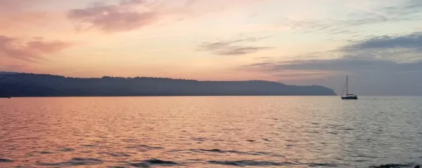 Pri hrva&scaron;kem otoku Premuda nasedel katamaran