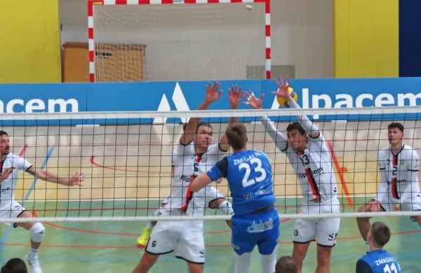 Pri Alpacem Kanalu sta bila  zelo razpoložena Rok Jerončič in 
Andrej Ristić (v sredini).