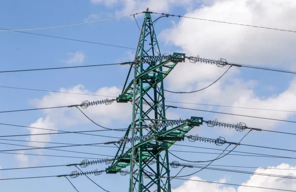 Gen-I napovedal znižanje cen plina in elektrike