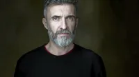 Mark  O'Halloran je avtor komične drame Pogovori o seksu, ki jo bodo decembra 
uprizorili v SNG Nova Gorica. 