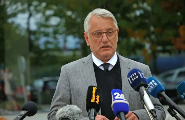 Minister za gospodarstvo Matjaž Han