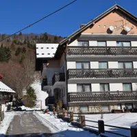 Za žejo in lakoto je danes skrbela gostilna s hotelom Winkler. 