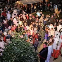 Praznične luči so v Istri najprej zažarele v piranski občini (FOTO)