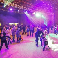Praznične luči so v Istri najprej zažarele v piranski občini (FOTO)