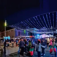 Danes so praznične luči zažarele v Novi Gorici (FOTO)