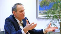(INTERVJU) Marijan Papež, direktor ZPIZ-a: &ldquo;Ni prav, da toliko ljudi uporabi most do upokojitve'&rdquo;