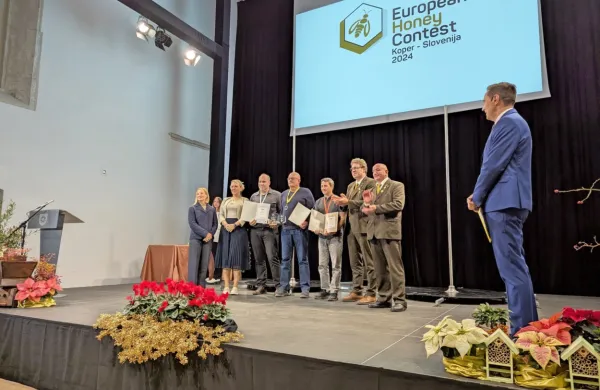 Slovenski čebelarji blesteli na prvem evropskem ocenjevanju medu