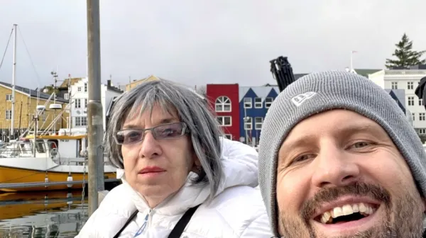 Tomaž Mihelič in Svetlana Makarovič na Islandiji.