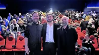 Producent Tamir Gostiša, režiser Perica Rai in direktor fotografije 
Vladan Janković (z leve) po koprski premieri filma Pa tako lep dan 
je bil