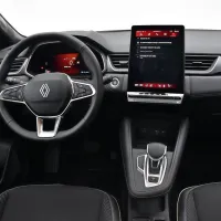Potniška kabina ponuja prepoznavno zasnovo in digitalizacijo 
upravljanja, ki jo podpirajo Googlove storitve.

