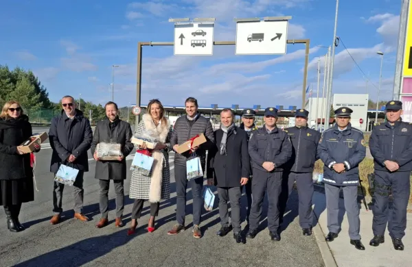 Župani so se zahvalili policistom