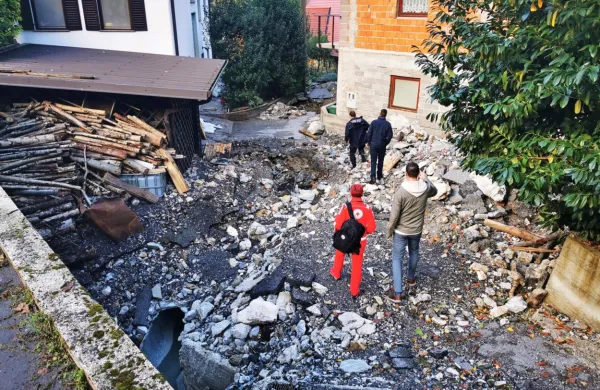 Lani je beseda leta postala ujma, kretnja pa solidarnost.