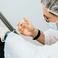 Inovacije obljubljajo preobrat v zdravstveni oskrbi in prinašajo 
upanje bolnikom z najtežjimi boleznimi.