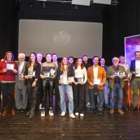 Dobitniki priznanj na prireditvi Naš športnik, ki jo je s svojo 
navzočnostjo počastil tudi državni sekretar na ministrstvu za  
gospodarstvo, turizem in šport Dejan Židan (desno). 