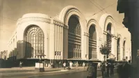  Osrednja tržnica v argentinskem glavnem mestu  Buenos Aires, ki 
jo je projektiral tudi Viktor Sulčič.