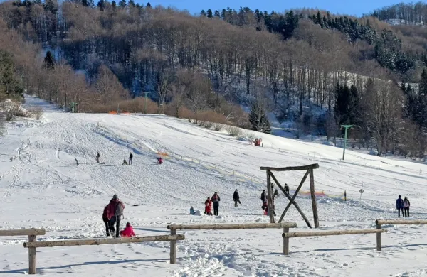 Na Lokvah bodo smučali že jutri