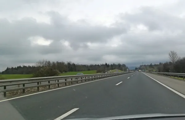 Fotografija je simbolična