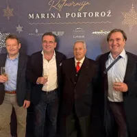 Med drugim so bili v Portorožu znani primorski zdravniki Damjan Polh, Gordan Čok, Nikolaj Kinkela in 
Bogdan Ambrožič (z leve).