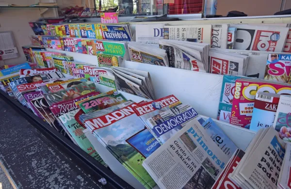 Ministrica Asta Vrečko je v medijskem zakonu izpostavila  predvidene sheme državnih pomoči tiskanim medijem pri prehodu na 
digitalizacijo in pomoč digitalnim medijem.