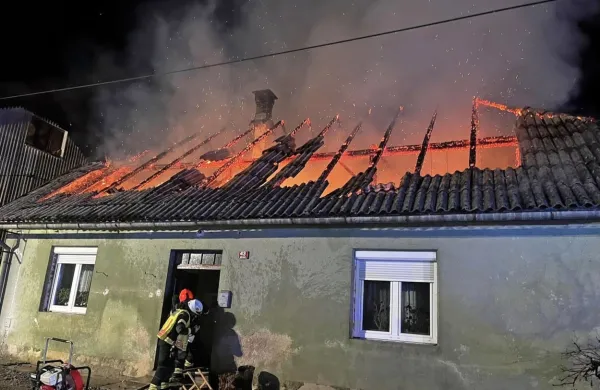 Zagorela prazna hi&scaron;a