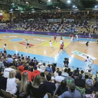 Vroča kri v končnici ni mogla preprečiti zmage gostiteljev (FOTO)