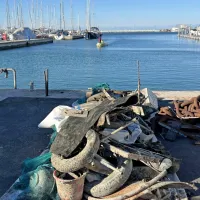  Skupaj s prvim čiščenjem so iz morja odstranili že dobrih 730 
kilogramov odpadkov.