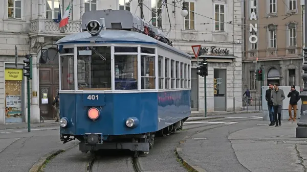Tramvaj zaenkrat ne bo peljal do zaključne postaje  na Oberdanovem trgu v Trstu.