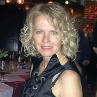 Mirjam Oražem