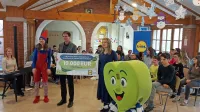 V Centru  so z donacijo Lidla Slovenija dobili dve  podaljšani 
postelji, terapevtsko mizo, vreče za osebna dvigala, igrače in 
druge pripomočke, ki jim bodo olajšali vsakodnevno delo. 