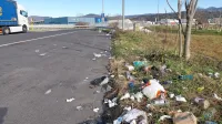 MP Vrtojba: smeti se kopičijo, metle pa se vsi otepajo