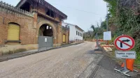 Cesto čez Rafut bodo za enosmerni promet odprli v začetku 
februarja. 