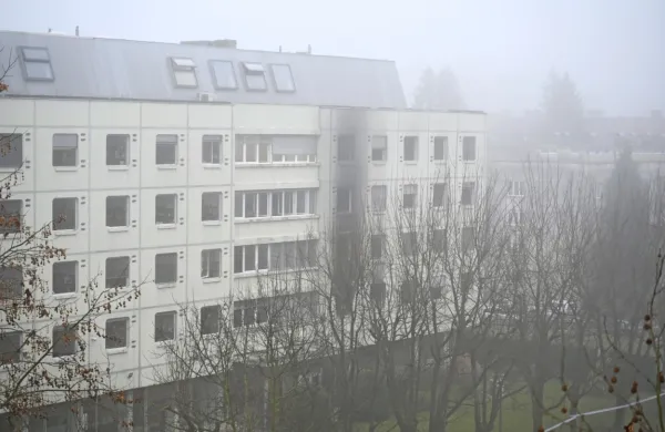 Kriminalisti po požaru v dija&scaron;kem domu preiskujejo sum storitve kaznivega dejanja povzročitve splo&scaron;ne nevarnosti