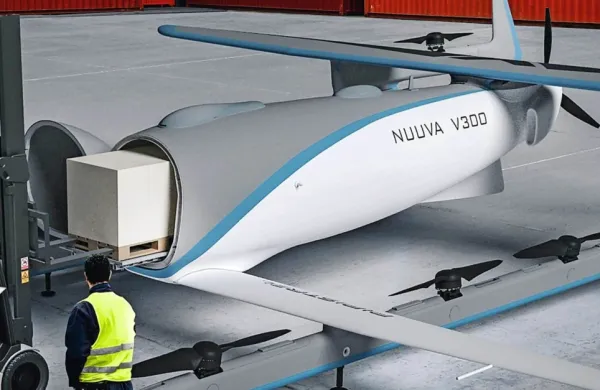 Ajdovski proizvajalec letal Pipistrel je danes izvedel krstni polet 
brezpilotnega tovornega letala Nuuva V300.