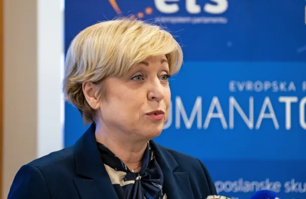 Romana Tomc