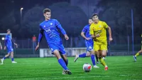 Alen Korošec (v ospredju, v modrem dresu) je jeseni pri Gorici 
zbral lepo število drugoligaških minut.  