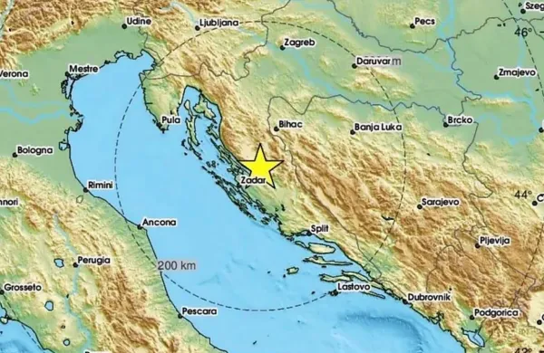 Po podatkih Evropsko-sredozemskega seizmološkega centra se je 
potres z magnitudo 5,0 zgodil v bližini Zadra na Hrvaškem.