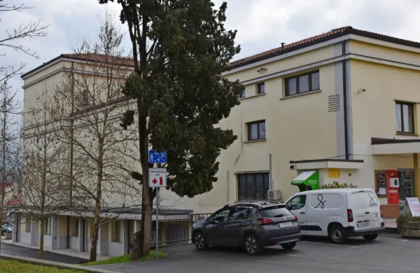 Po  seriji vlomov  v  bankomate  so  tatovi  v  soboto  poskušali  srečo  v  Bukovici,  a  so  odšli  brez plena. 