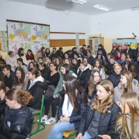 Na informativnih dnevih se mladi odločajo o svoji prihodnosti (FOTO)