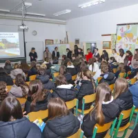 Na informativnih dnevih se mladi odločajo o svoji prihodnosti (FOTO)