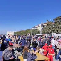 V Izoli tudi zavladalo pustno vzdu&scaron;je