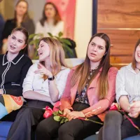 Radio Capris je poslušalkam ob osmem marcu podaril koncert 
Žana Serčiča.