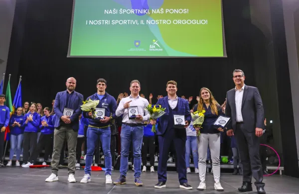 Najbolj&scaron;i koprski &scaron;portniki leta 2024: Le&scaron;ki, Vodi&scaron;ek in rokometa&scaron;i (FOTOGALERIJA)