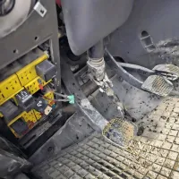 Med vožnjo telefoniral, tovornjak ni bil za na cesto (FOTO)