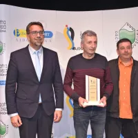Župan Tadej Beočanin, nagrajenec za življenjsko delo Ivo Kete in 
predsednik Športne zveze Ajdovščina Ivo Kete.