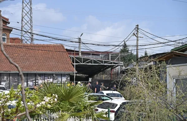 Požar, ki je ponoči izbruhnil v klubu v mestu Kočani v Severni 
Makedoniji, je zahteval najmanj 51 življenj.