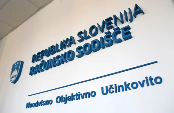 Računsko sodi&scaron;če v reviziji kampanj za evropske volitve izreklo eno negativno mnenje